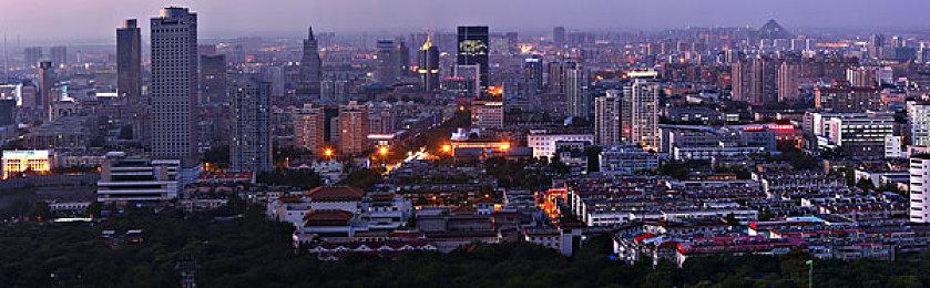 E3 2021：潜行游戏《共和国》推出周年纪念版